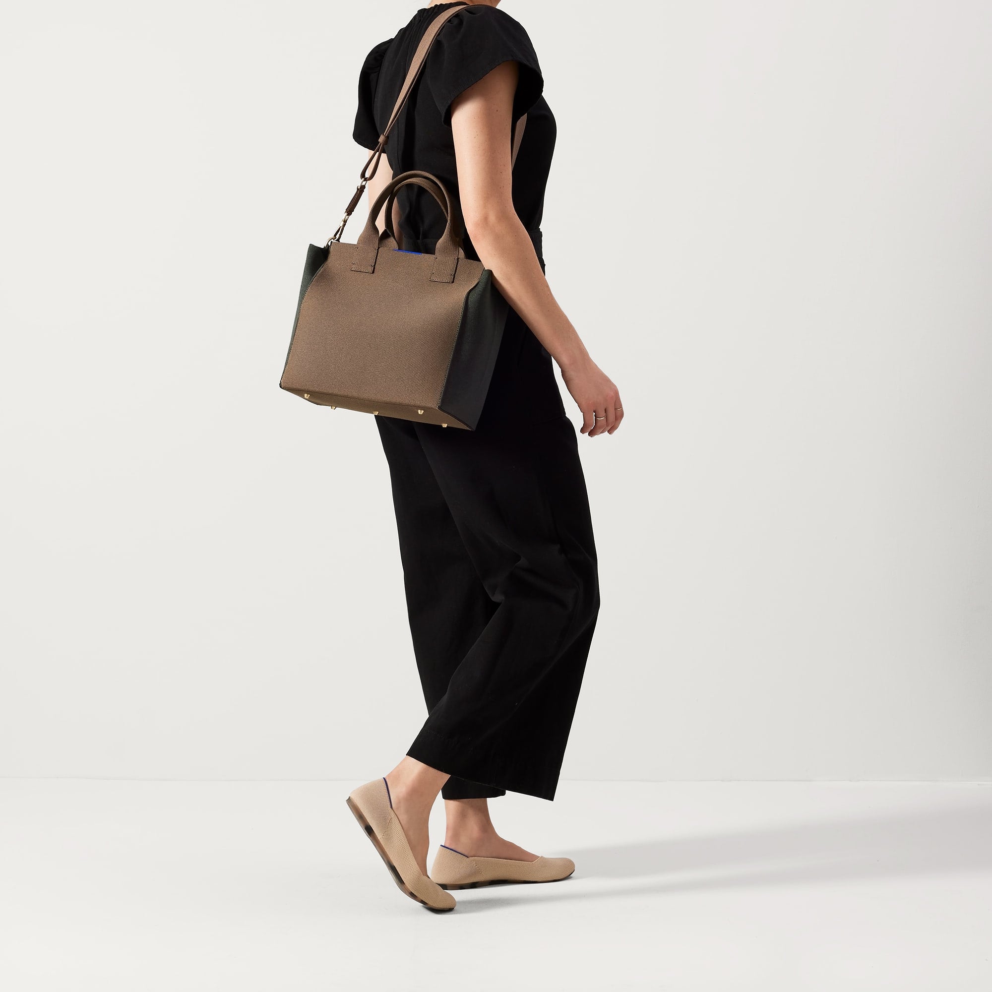 The Handbag - Black Cocoa