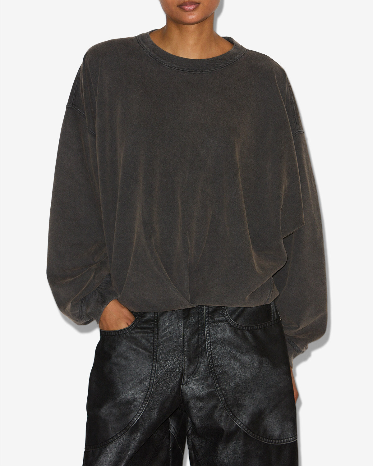SAURIA SWEATSHIRT