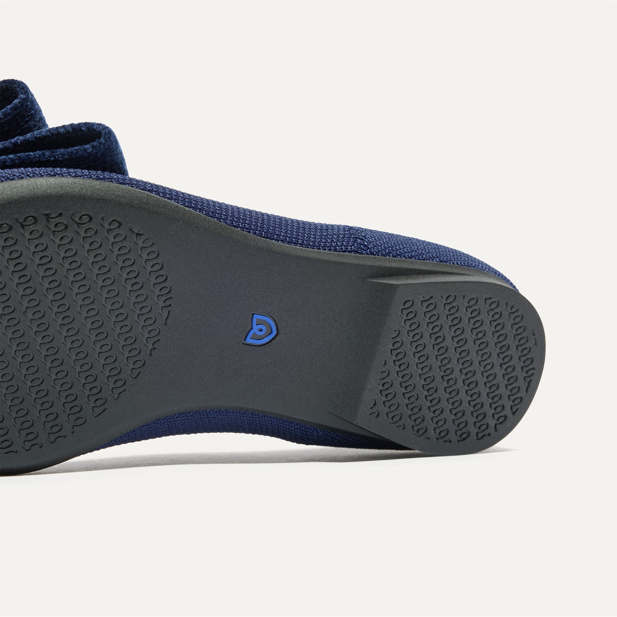 The Bow Point II - Deep Navy
