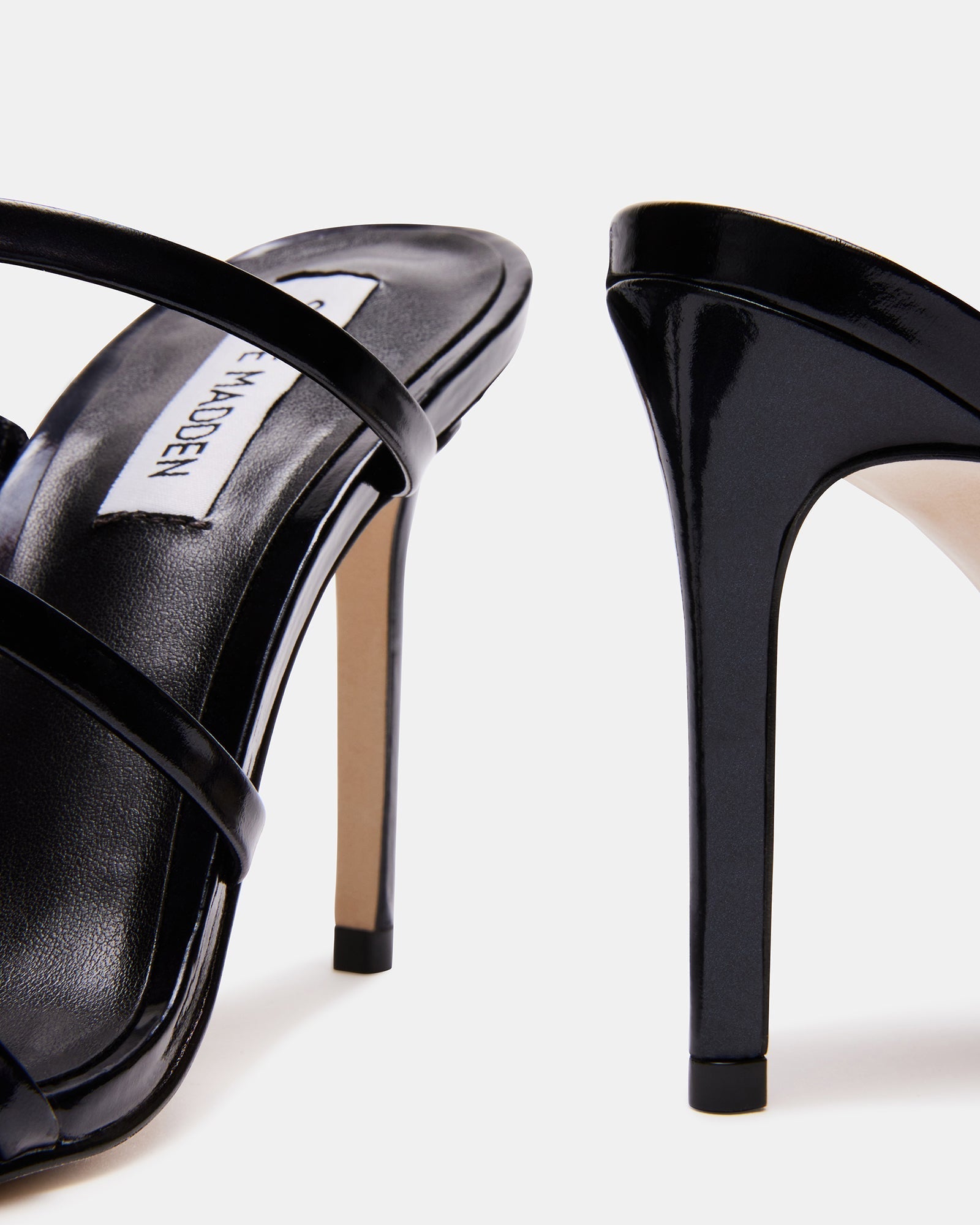 KAMEA BLACK LEATHER - SM REBOOTED