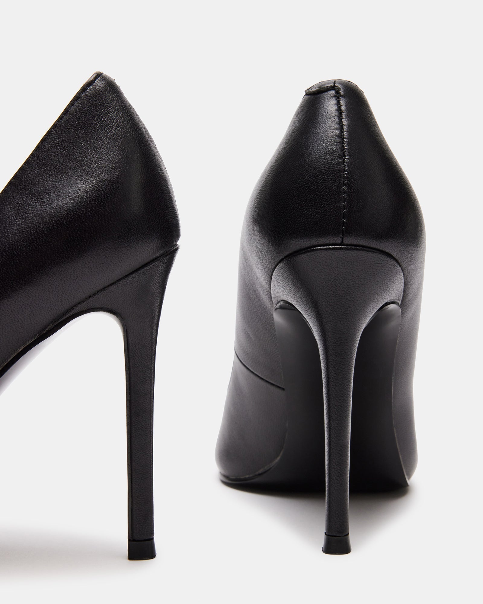 EVELYN BLACK LEATHER - SM REBOOTED