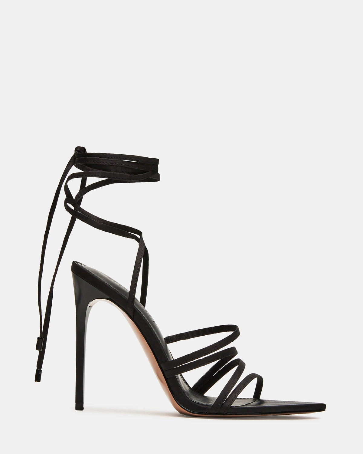 SARABELL BLACK - SM REBOOTED