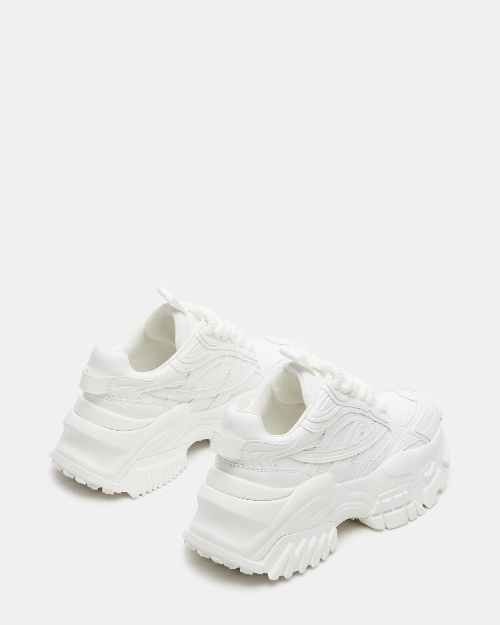 RENEGADE WHITE - SM REBOOTED