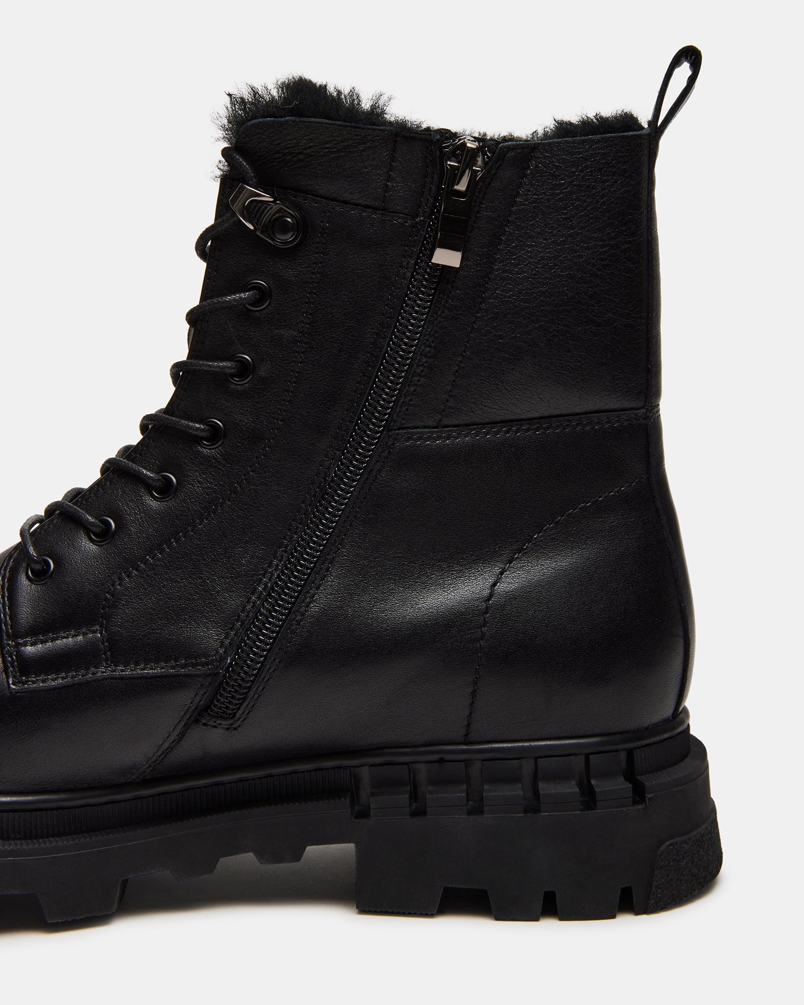 EISEN BLACK LEATHER - SM REBOOTED