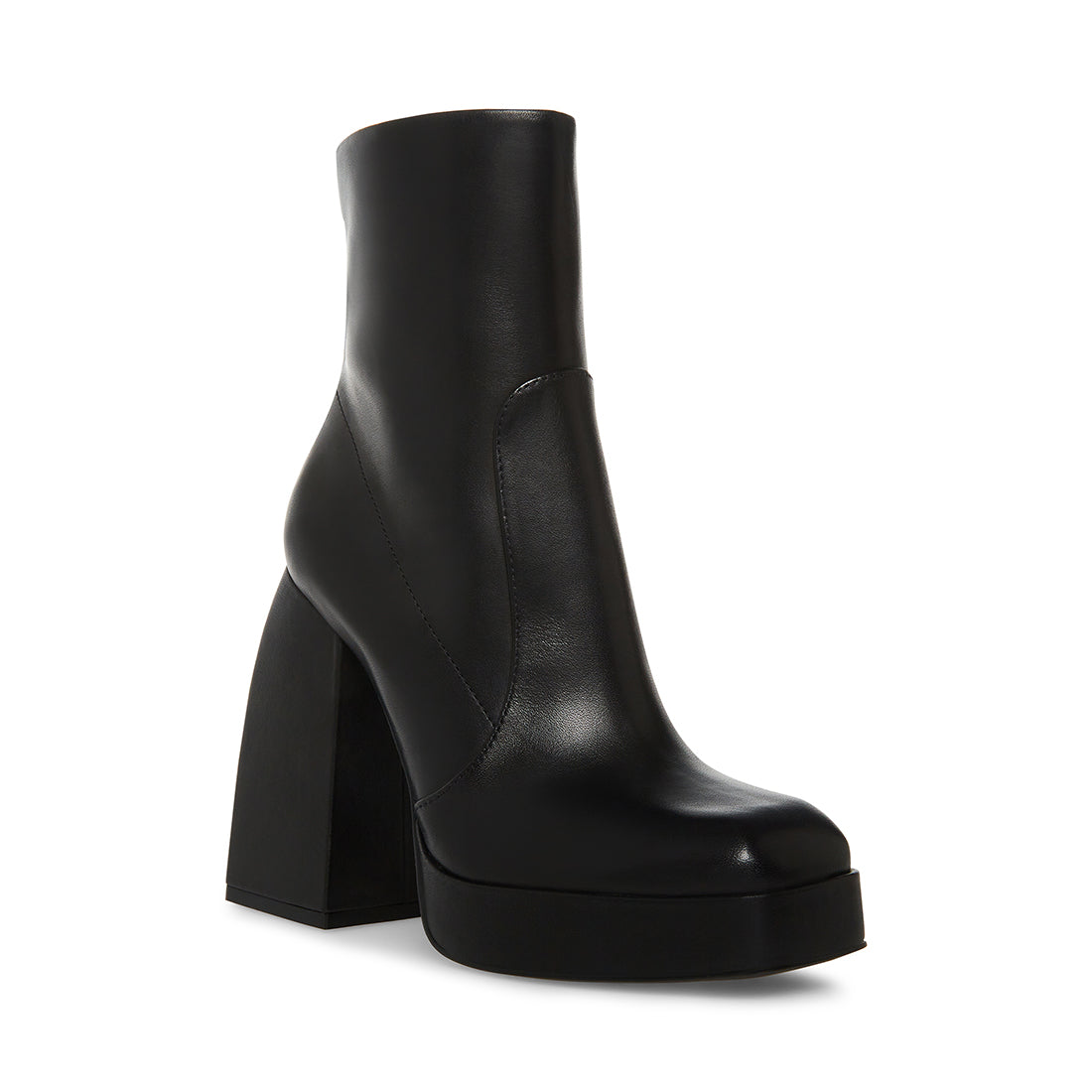 TRINA BLACK LEATHER - SM REBOOTED
