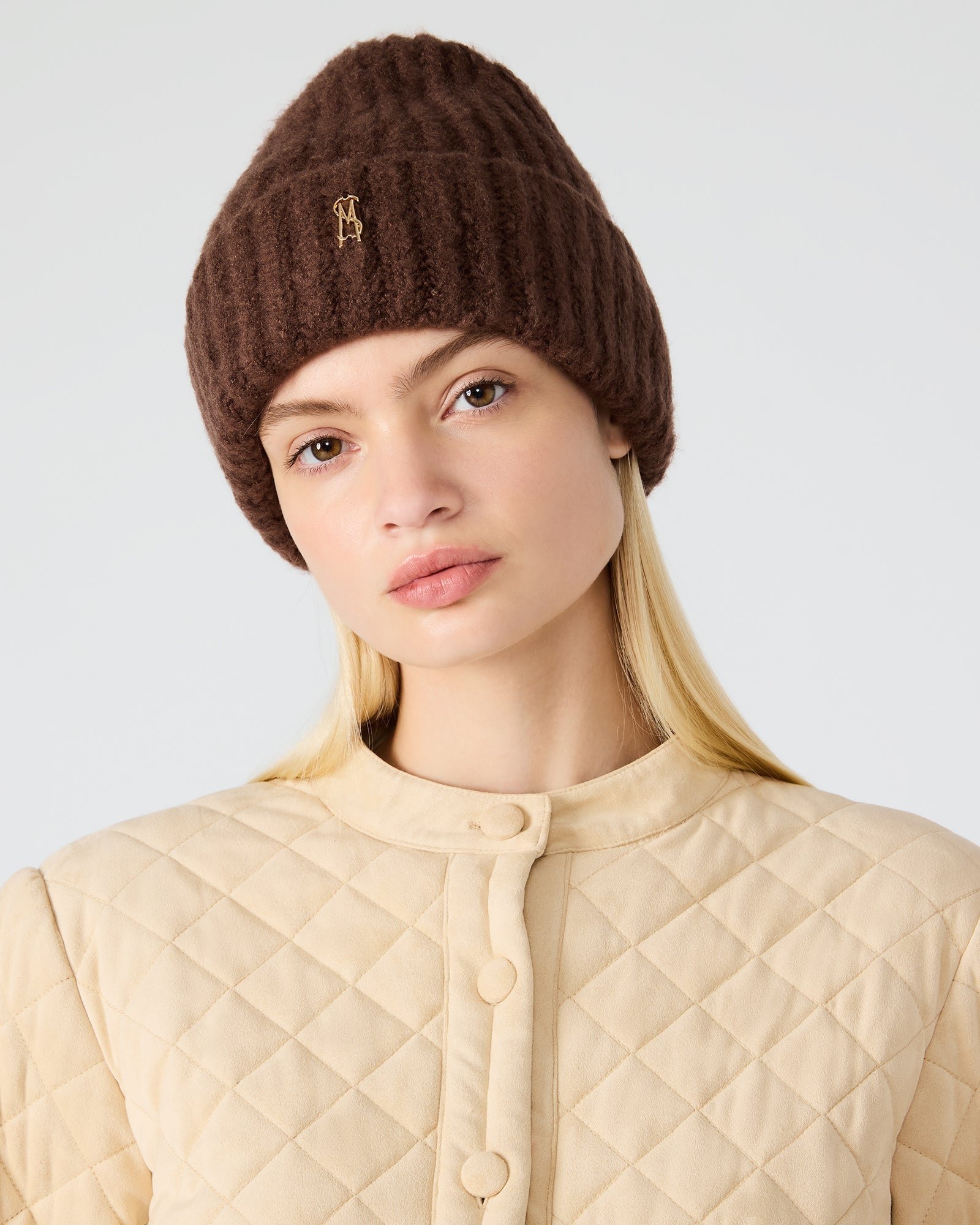 LOGO BEANIE DARK BROWN