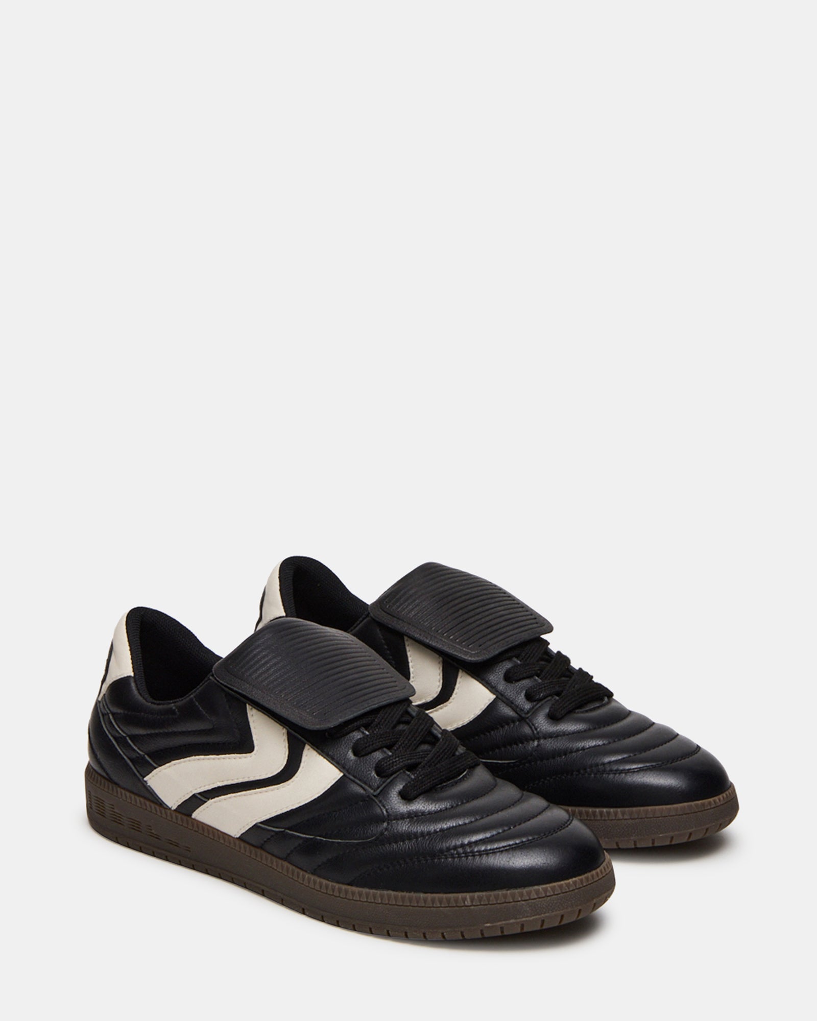 JANOS BLACK LEATHER