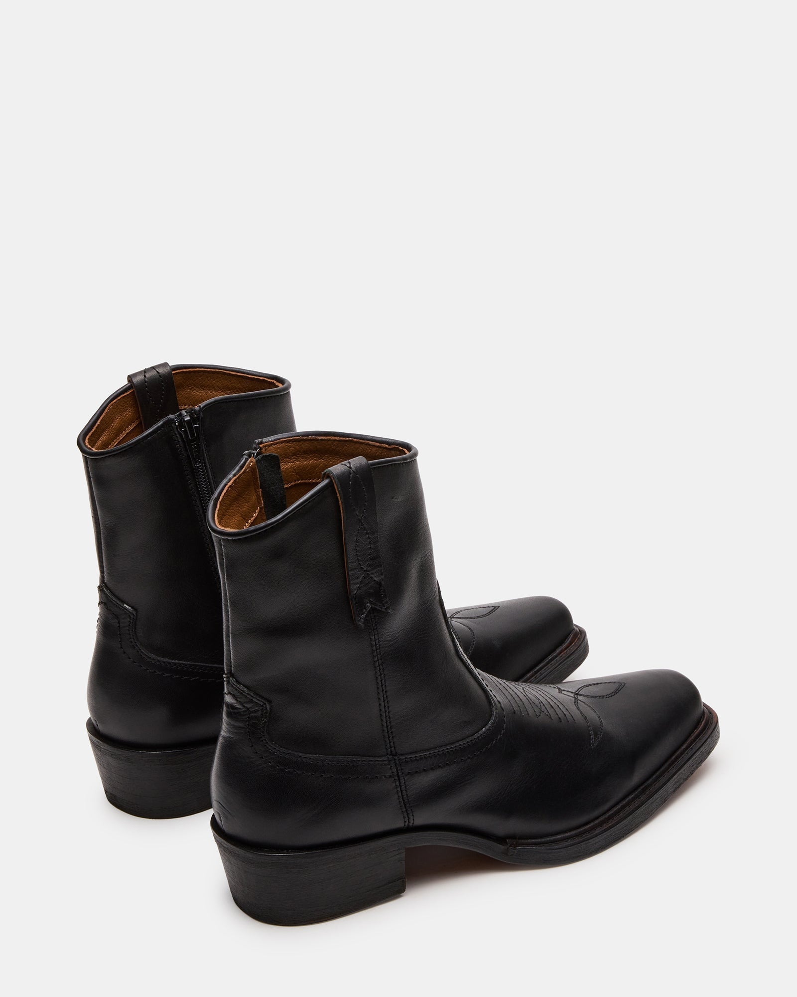 SANDERSON BLACK LEATHER