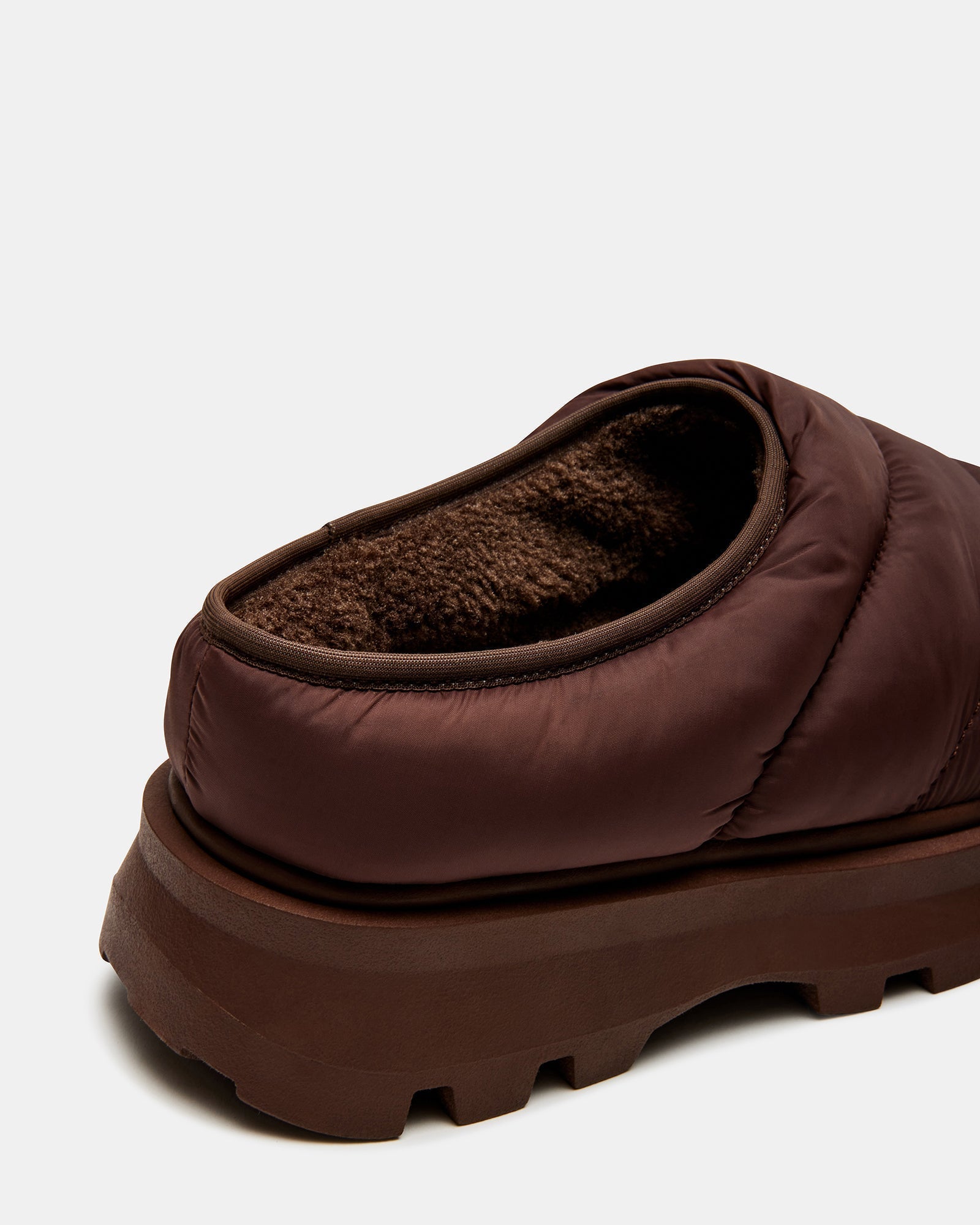 FROST BROWN - SM REBOOTED