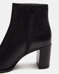 JOZIE BLACK LEATHER - SM REBOOTED