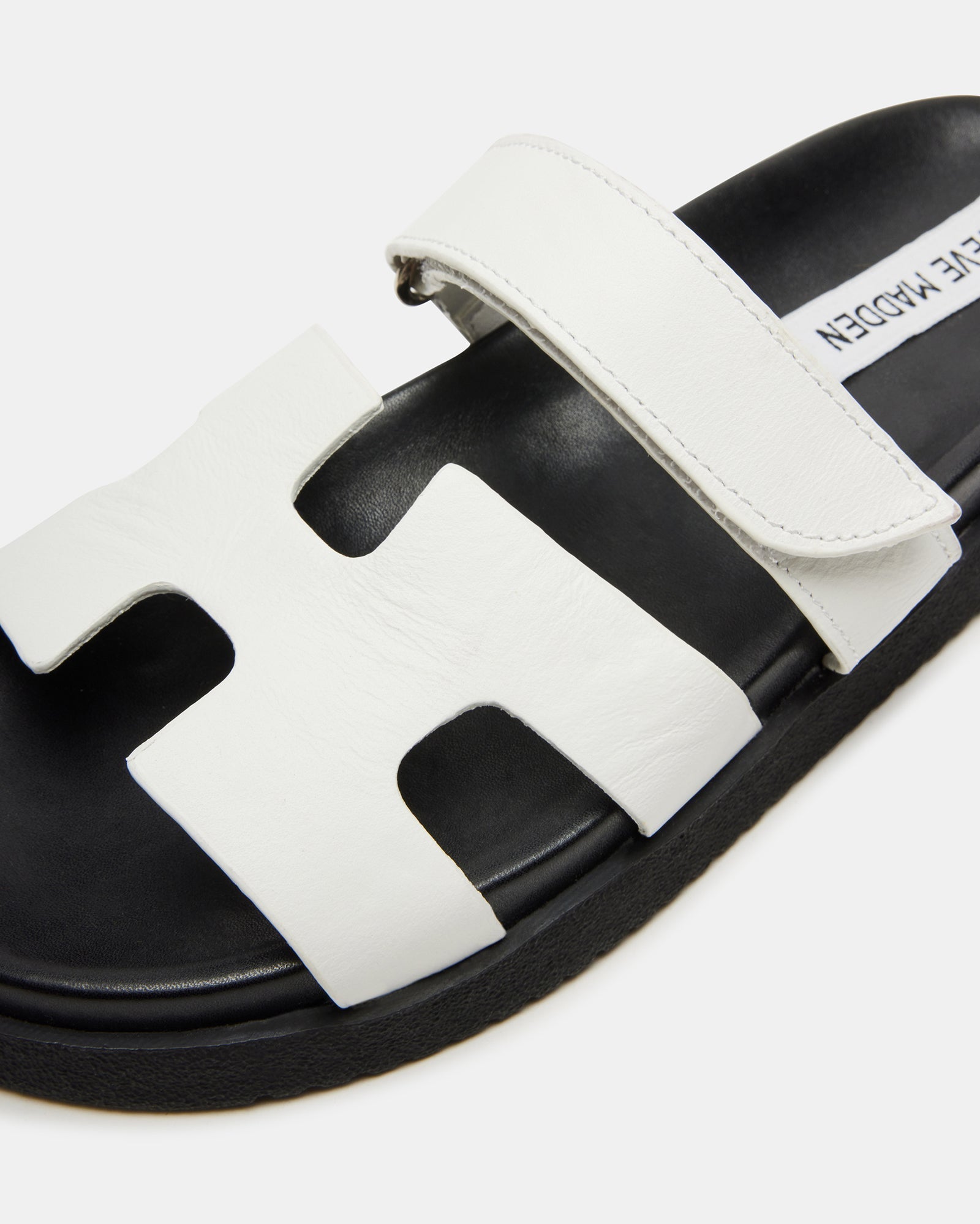 MAYVEN WHITE/BLACK - SM REBOOTED