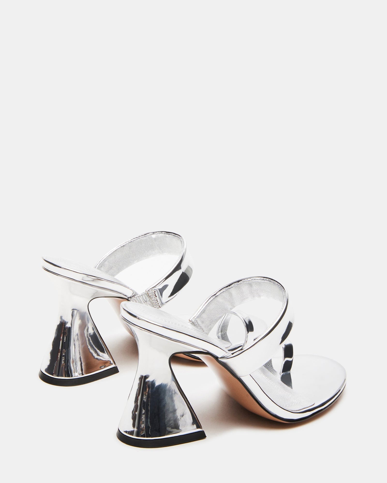 RENIE SILVER - SM REBOOTED